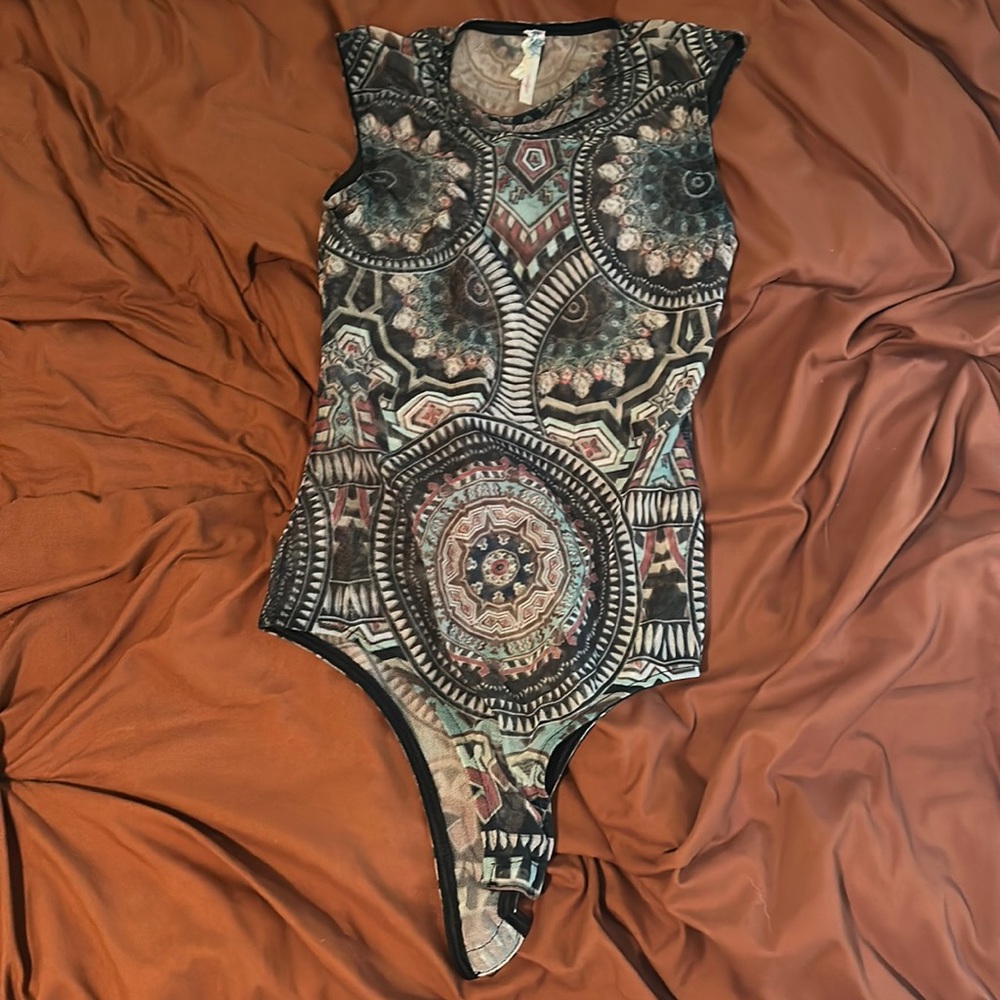 Codigo owl body suit.